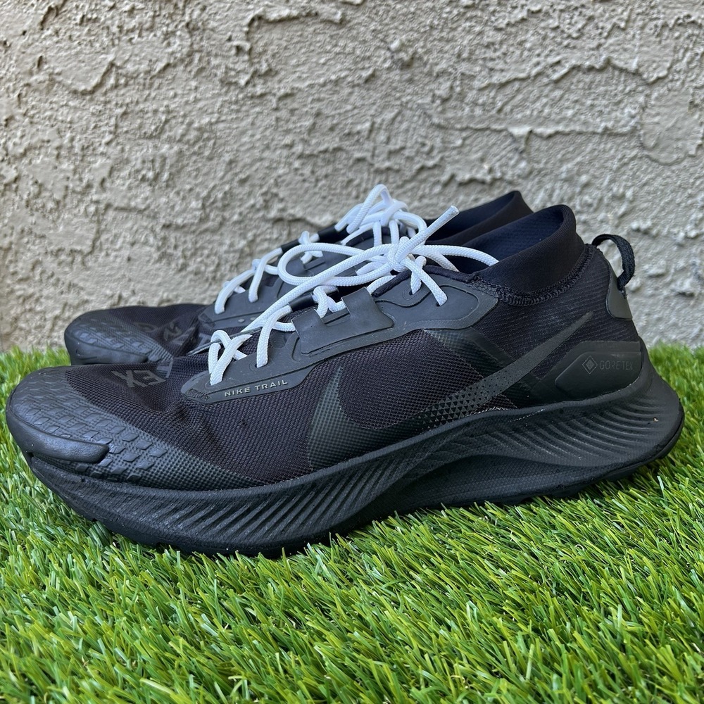Nike Shoes Men Size 13 Pegasus Trail 3 GTX Black Damaged Running DC8793-001